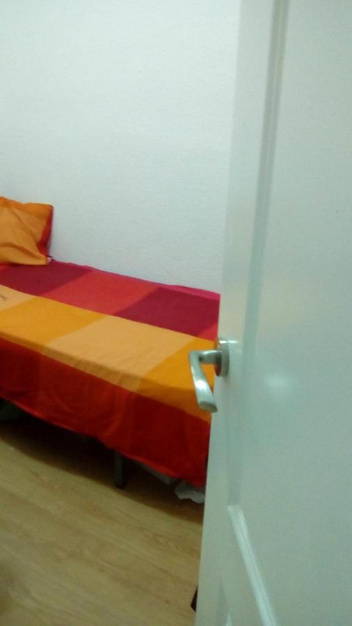 Apartamento En Legazpi De 3 Pequeños *